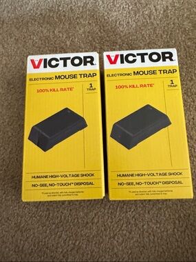2 Victor Humane Electronic indoor mouse trap. No see - no touch disposal